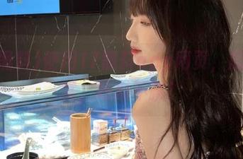 使用17黑料app网页，瓜皮大赏，吃瓜不腻！