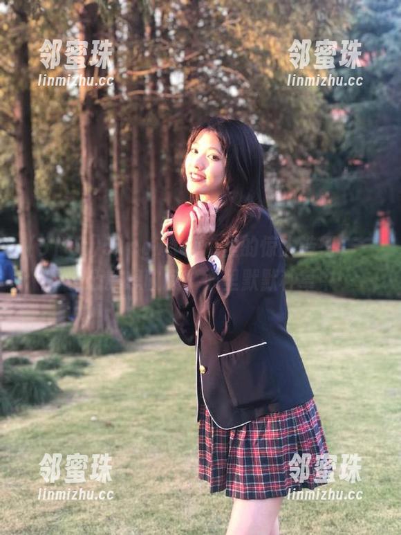 51cg1..com里的惊人造型，一不小心就想收藏，心里默默种草中…