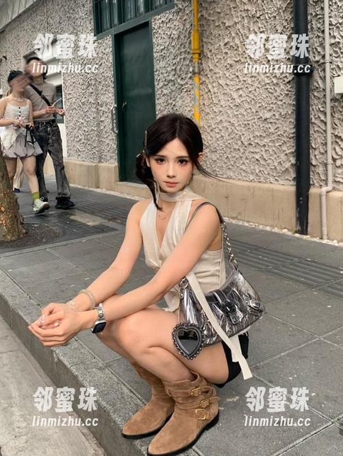 51cg 网址“51cg7.fun”的更新速度比我刷手机的频率还快,这瓜愈吃愈好!
