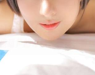 上“51吃瓜”下载，保证永不迷路，糖葫芦的奇妙九宫格，等你来闯！