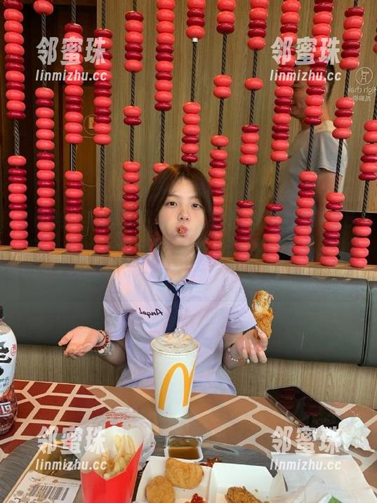 手机下载万篇长征黑料不打烊668后，我的人生从此多了八卦调料，来吧，撒点盐！