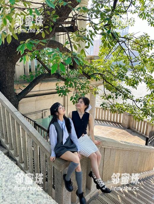 718吃瓜网的帖子太多，反正“永不迷路”，可内容够我懵逼的。