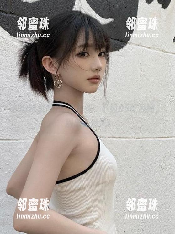 吃瓜须知，下载99吃瓜网，别忘了扇风!