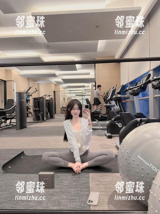 在线等瓜来，感觉自己像个超级吃货，hl155.ccm你在哪儿？