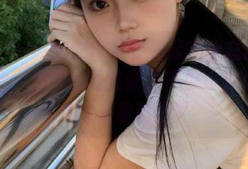 hlw的安卓页面看起来像忘记打理的后院，但没想到收获了不少小花！大家是怎么做到的？