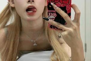 刚下线的www.51cg.fun苹果版，甚至连苹果都嫉妒它的多汁！