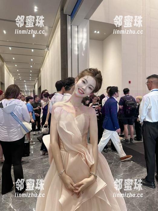 新鲜发布！五一吃瓜官网网页版，能刷新我吃瓜体验的神操作