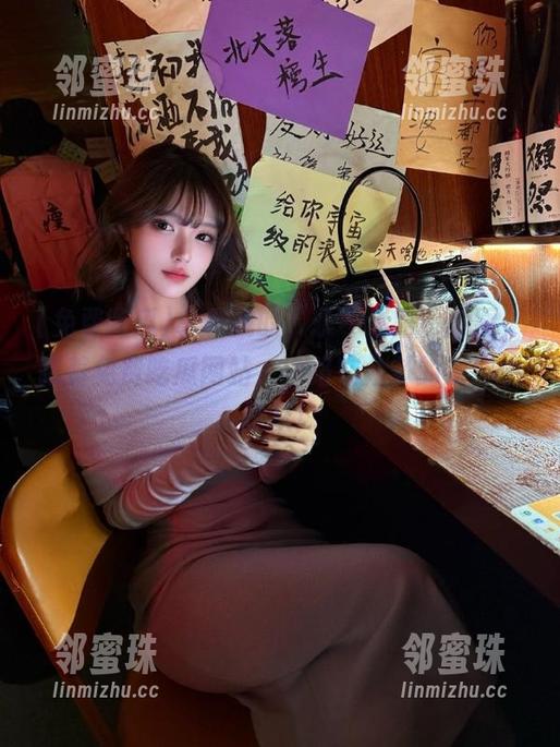 拿着我的“永不迷路”地图，跟着免费吃瓜网站，一路在八卦的海洋中狂欢！