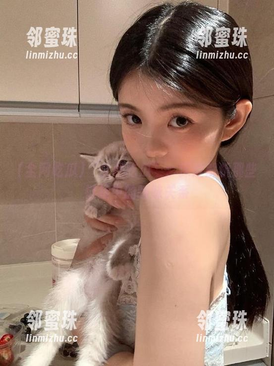 “全网吃瓜”：深度解析那些链接中的暧昧关系