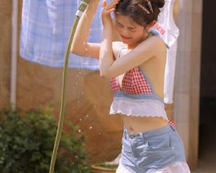 只想默默分享“www.吃瓜不打烊.com”的八卦，心里乐开了花～