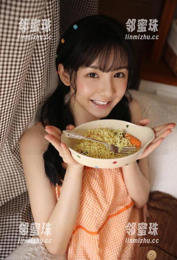 吃瓜爆料网官网，午夜不停瓜，食欲仿佛“打烊”关门了，但瓜却在继续滚动……