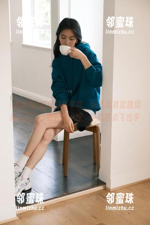吃瓜网苹果版，玩着玩着就跳到新入口了，我轻轻一捏，手机差点飞出手
