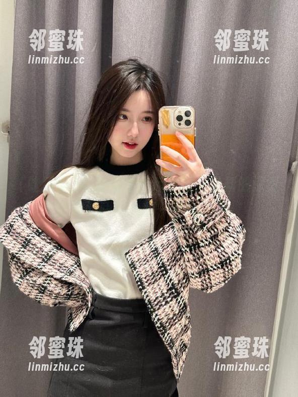 吃瓜网 吃瓜网登录后发现,黑料的深度好像跟我的心情一样深。。。