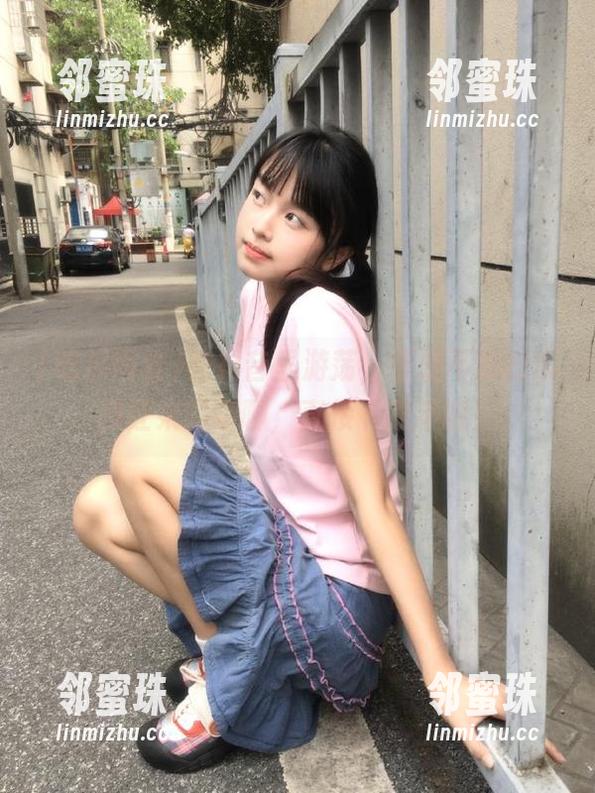 吃瓜网红 在抖音里游荡,还是不如吃瓜网红来的瞎聊,直接下载不谢!