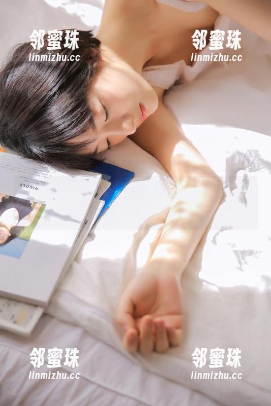 明星黑料苹果版，打开你的扒皮专属频道，潮内人都在看！