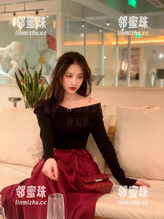 每日吃瓜51网走到哪里，更新就在他身边，仿佛友情提示你留意新鲜瓜事。