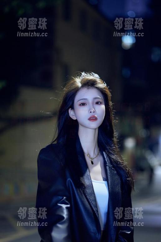 摊上疑惑时，请别慌！每日黑料网让你永不迷路，指引你深入奇葩的世界。
