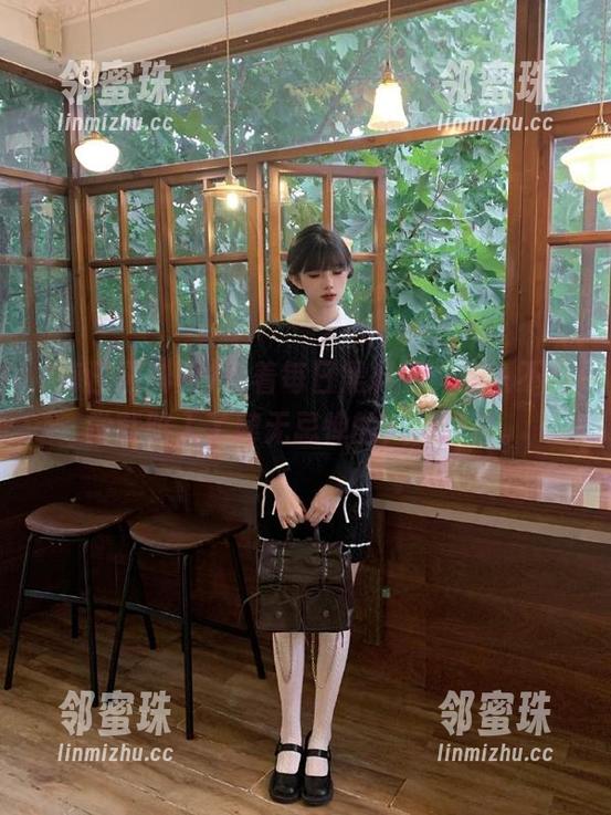 看着每日黑料网，让人不自觉就陷入了肆无忌惮的八卦漩涡。