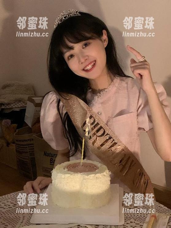 从未想过登录海角吃瓜会上瘾，真TM是个无底洞，哈哈，这世道真有趣。