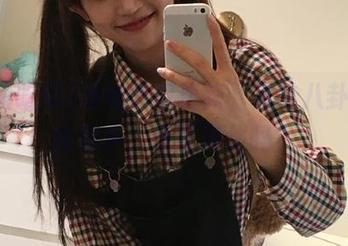 海角吃瓜更新，美味八卦在向你招手，是要忍住吗？