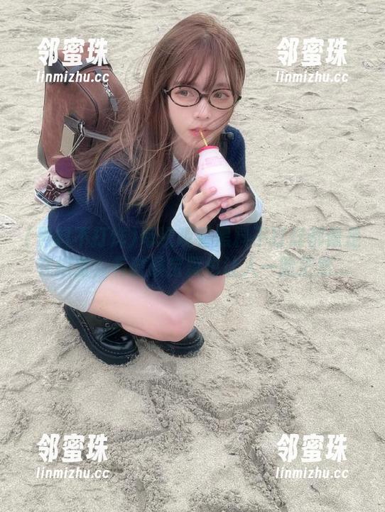 每次观看黑料不打烊都像是在挖宝，有时候宝藏也让人一脸茫然...